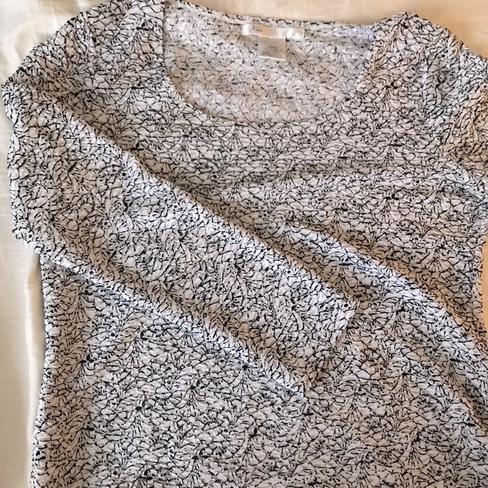 Black and white long sleeve